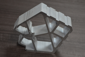 Profil&eacute;s en aluminium de forme sp&eacute;ciale
